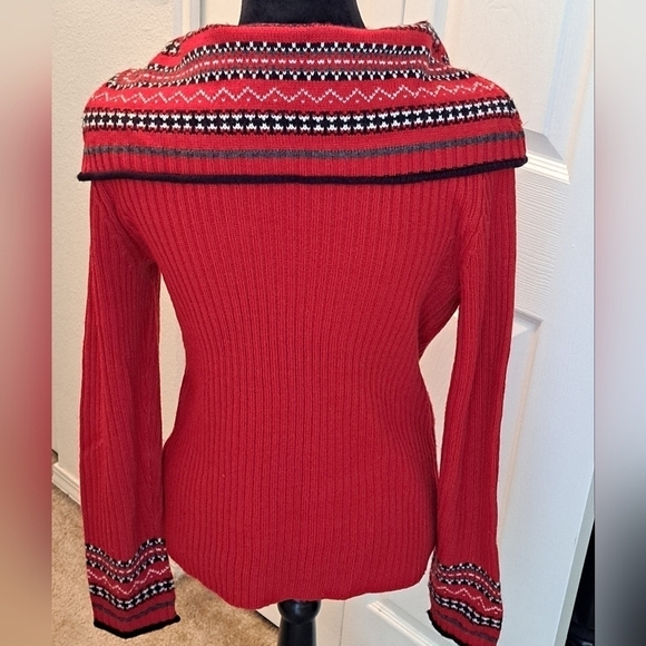 Dress Barn Collection Women's Red Fair Isle Sweater  Size L - Picture 4 of 8